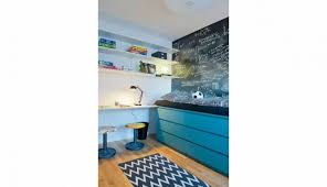 Puoi collocare il letto contro la parete o anche al centro della stanza. Ikea Hackers Come Trasformare I Letti Del Catalogo Ikea Ikea Hack Malm