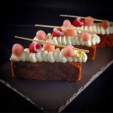 Pin By Jsgd On Petit Gateau Individual Cakes Individual Desserts Delicious Desserts