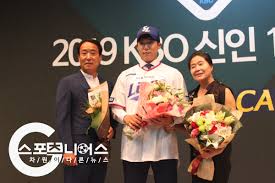 원태인 ㅋㅋ 사실 저기서 필요한것도 없긴함ㅋㅋ 오~래전에 이런데 잇구나 하고 즐찾해놓고 까먹엇다고 오늘 우연히 다시들감 ㅋㅋ. íŠ¹ë³„ê¸°íš 2018 ê³ êµì•¼êµ¬ ìŠˆí¼ë£¨í‚¤ Top 20ì€ ìŠ¤í¬ì¸ ë‹ˆì–´ìŠ¤