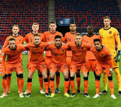 Ajax is hofleverancier met drie spelers. Jong Oranje Onsoranje