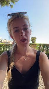 Heather Lardie's Instagram, Twitter & Facebook