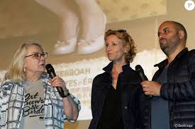 Sortie le 01 juin 2016. Josiane Balasko Alexandra Lamy Jerome Commandeur Conference De Presse Du Film D Eric Lavaine Retour Chez Ma Mere A L Hotel Intercontinental De Bordeaux Ava Purepeople