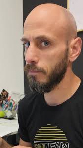 Is the Shifting Market a Challenge or an Opportunity for Homebuyers? 🏠 If  you're still looking 👀 to make a move, it may be time to pick your home  search 🔎 back