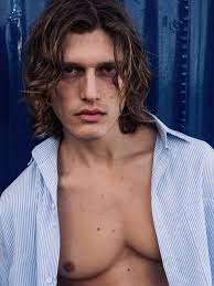 NOW REPRESENTING MITCH FULLER @_mitchfuller We're excited to announce that  Mitch has joined the Mate family. Mitch caught our eye with his hustle in  the industry as a freelance model.