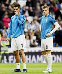 1 except cristiano ronaldo, although, if he's healthy he will be starting. Toni Perfect Kroos Semi Hiatus Cristiano Ronaldo And Toni Kroos Warm Up Before