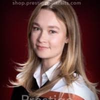 300+ "Elli" profiles