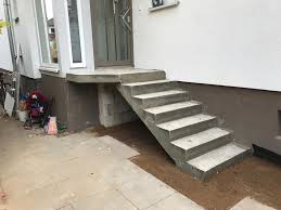 Bei feuchtem boden und gras ist dies nicht einfach und mit gefahren. Kretschmann Bau Treppe Betoniert Und Kellerwand Abgedichtet Gedammt