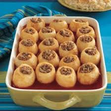 Arabic Food Recipes Stuffed Potato With Tomato Sauce Arabic Food Food Recipes