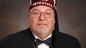 Abu Bekr Shrine Temple installs the Illustrious Sir Rich Porter as Potentate