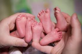 Austin, rupert and ethan are happy to see their grandma in this precious clip. Mother Gives Birth To Identical Triplets In One In 30 Million Phenomenon