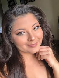 Natural, effortless and elegant makeup 🤎I like my makeup to be fuss free,  natural but enhanced with this simple look I feel more radiant and I feel  like myself. I always spend