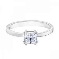 Wb kita di wajibkan menjawabnya dengan ucapan artinya tunjukkan kreatifitasmu dalam membuat ucapan selamat ulang tahun yang baik. 30 Foto Cincin Tunangan Emas Putih Dan Perak Terbaru 2020 Bergaya