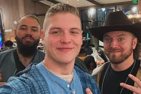 Mark your calendar, set your TV recorder, organize a viewing party, but  whatever you do this Sunday night (Feb. 18) you don't want to miss cheering 