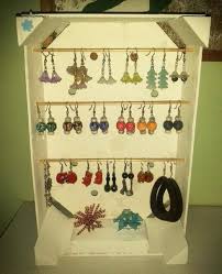 7 Idees Geniales Pour Recuperer Vos Caisses De Clementines Vides Cagettes Deco Support Bijoux Deco Caisse En Bois