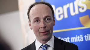 Hän toteaa, että luottamusta ei herätä. Jussi Halla Aho Seuraava Siirtolaisaalto Pitaa Pysayttaa Ei Majoittaa Verkkouutiset Fi