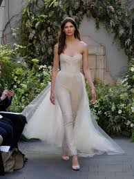 Untuk kamu yang ingin menikah, pastikan baju pengantin yang dipilih bergaya modern dan kekinian. Gaun Pengantin Yang Sesuai Dengan Zodiak Anda Fashion Beauty Liputan6 Com