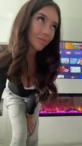 کی حامل Amy meechan ✨✨✨ (@amymeechan2) کی ویڈیوز