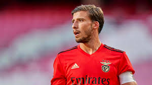 The central defender moves to the etihad stadium from benfica. Done Deal Man City Verpflichtet Ruben Dias Otamendi Im Gegenzug Zu Benfica