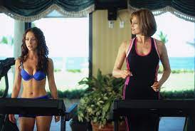 Наиболее известна своими ролями сары ривз в телесериале «нас пятеро» (1995—1999). Jennifer Love Hewitt Heartbreakers Jennifer Love Hewitt Bikini Jennifer Love Hewitt Jennifer Love