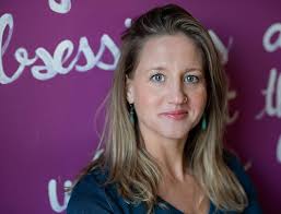 The Art of Using Your Voice: 5 Steps to Create a More Peaceful Work  Environment (English Edition) eBook : De Groot, Vanessa, Nevin, Denise:  Amazon.it: Kindle Store