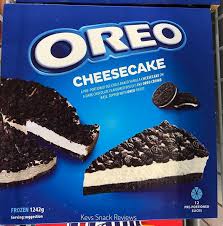 Iceland Are Now Doing These Huuuuuge Oreo Cheesecakes Uk Only Oreo Cheesecake Oreo Vanilla Cheesecake