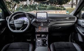 Podívejte se na elegantní design, všestranný interiér a pokročilé funkce vozu kuga zde. Ford Kuga Als Plug In Hybrid Ideal Fur Die Stadt Autogazette De