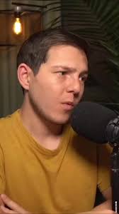 Hes just trying to help people 😕 #fyp #income #finance #money #savemoney  #calebhammer #foryoupage