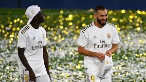 22 753 546 · обсуждают: Karim Benzema Masih Bermimpi Dapat Gelar Langganan Lionel Messi Dan Cristiano Ronaldo Tribunnews Com Mobile