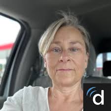 Stephanie L. Porter (Dean), NP