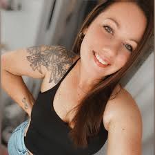 Who to send team photos to: parents or coaches?