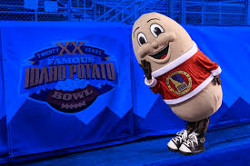 How to start a college football bowl game, in 9 steps