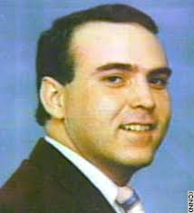 TIL a woman named Chante Mallard hit a homeless man with her car, sending  him through her windshield. She drove home, parked her car in her garage &  left him stuck there.