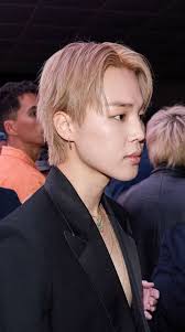 no explanation needed whoever this is wow.