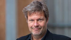 Berlin policy journal march/april 2019. Robert Habeck