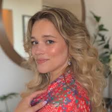 Fran Carr (@frankieloucarr)