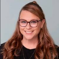 Amanda Fister's Instagram, Twitter & Facebook