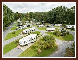 Camping Lake In Wood Campground Camping Park Camping In Pennsylvania Camping Locations