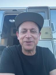 Jeff Fischer's Instagram, Twitter & Facebook