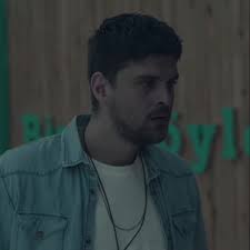 Português Her Boyfriend Cheated So She Walked Away and Shined