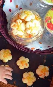2 cawan tepung gandum 2 cawan gula 2 biji kelapa (diambil pati santannya) 5 biji telur ayam 1 paket tepung sagu sedikit serbuk penaik. Izah Muffin Lover Biskut Bangkit Cheese Resep Resep Makanan Makanan