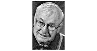 Kenneth Williams Obituary (1927