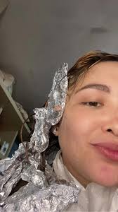 Decoloración en casa yo sola 🫣 #tinte #decoloracion  ##colorista##cuidadodecabello##decoloracionencasa##mepintoelpeloencasa##viral##fyp