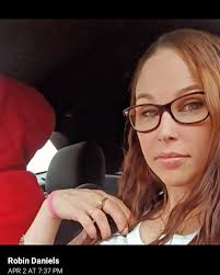 She so silly..my other beauty Niya symone🤞🏼🥰😁😍😘🤞🏼😘😍