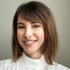 Sabrina Valle's Instagram, Twitter & Facebook