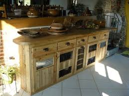 1001 Palette Astuces Et Autres Realisations Avec Des Palettes Cuisine En Palette Meuble Cuisine Cuisine Bois