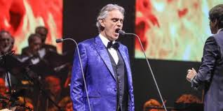The official andrea bocelli website. Andrea Bocelli In Hannover So War Das Konzert In Der Tui Arena