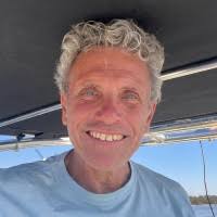 200+ "John Lander" profiles