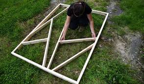 Tuto Realisez Un Claustra Design En Bois Dans Votre Jardin Cloison Bois Claustra Bois Concept