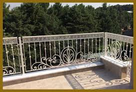 0533 334 67 82 Ferfoje Balkon Modelleri Ferforje Balkon Korkuluklari Ferforje Balkon Korkuluk Model Balcony Railing Design Balcony Design House Fence Design