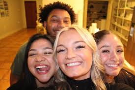 Haley Melton (@haleymelton__) • Instagram photos and videos